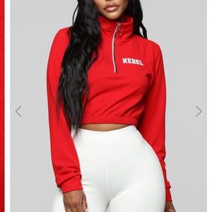 Long sleeve crop top